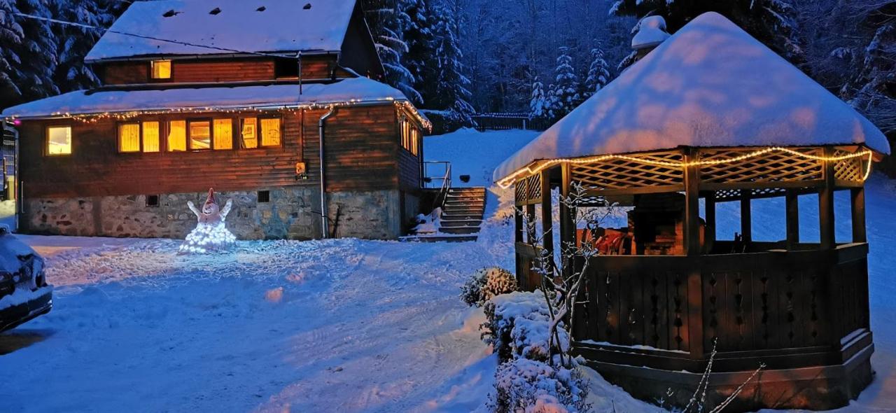 Patakvölgye Vendégház Izvoare  Extérieur photo