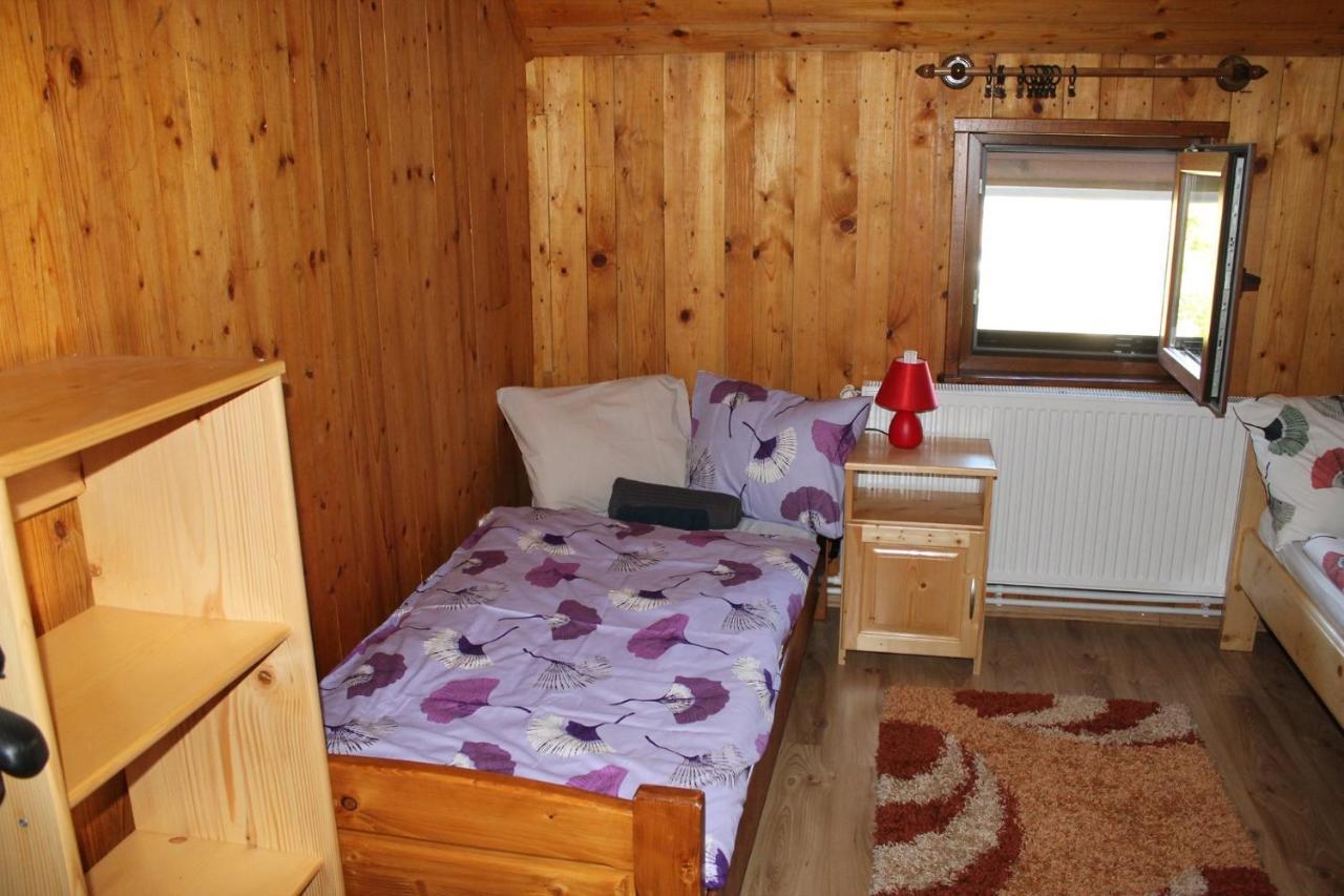 Patakvölgye Vendégház Izvoare  Extérieur photo