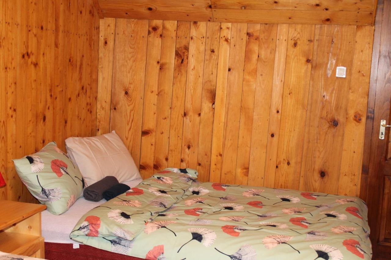 Patakvölgye Vendégház Izvoare  Extérieur photo