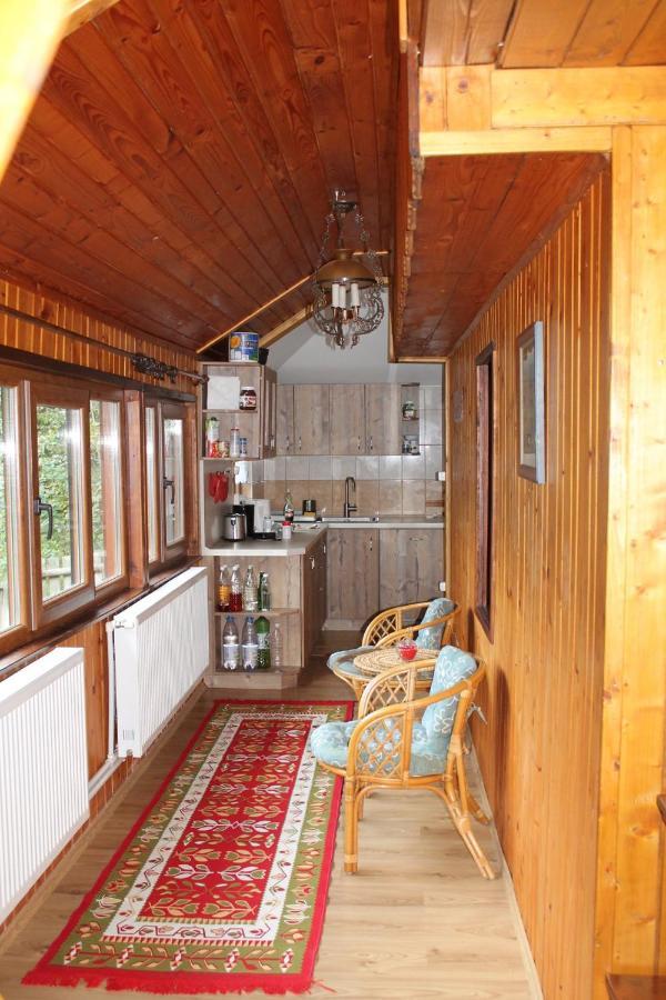 Patakvölgye Vendégház Izvoare  Extérieur photo