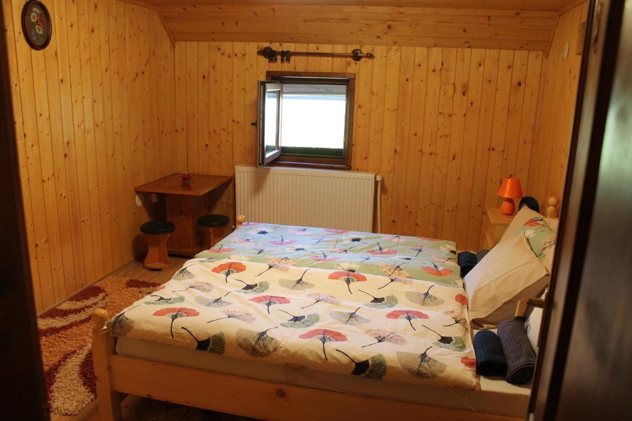 Patakvölgye Vendégház Izvoare  Extérieur photo