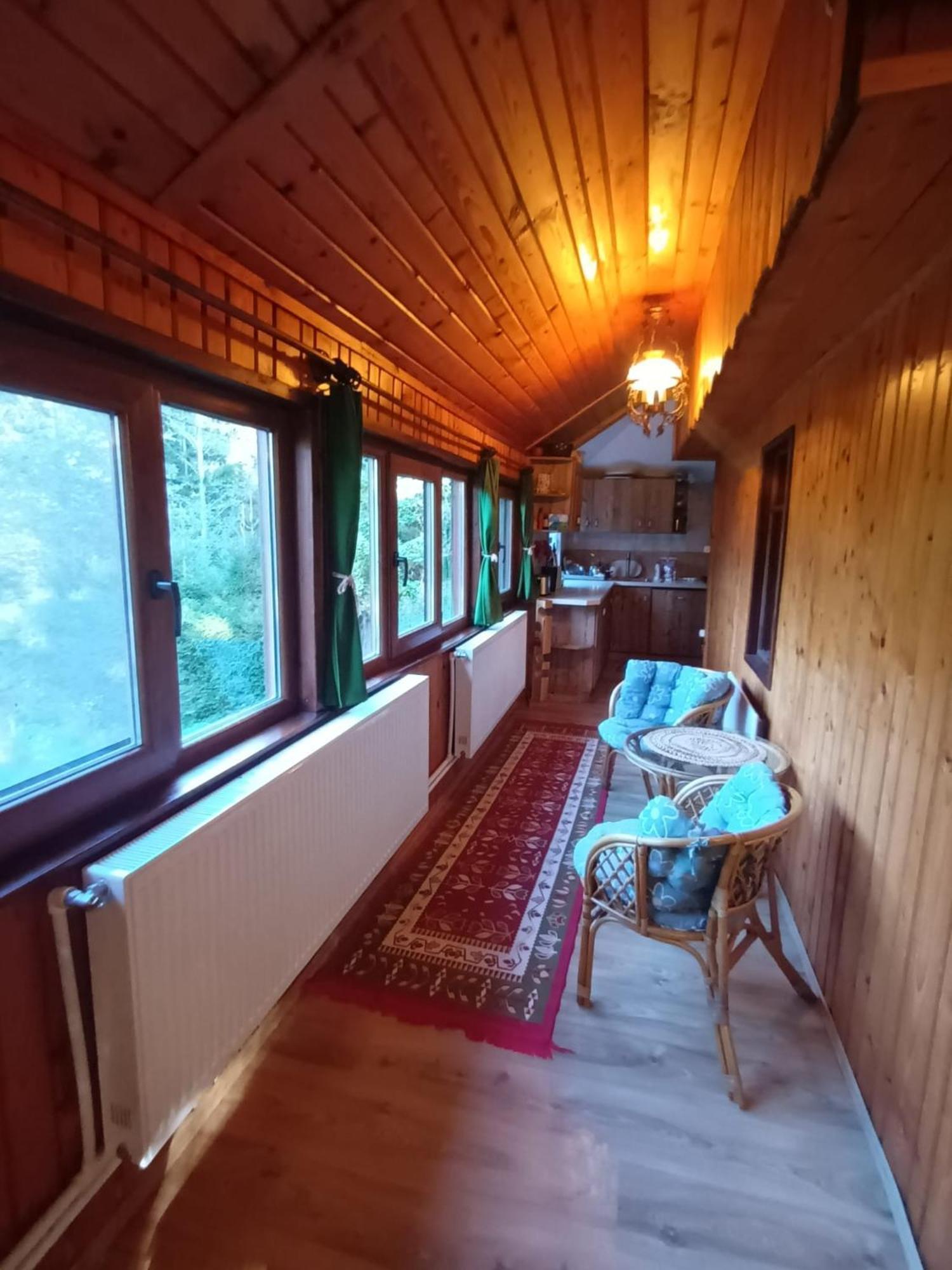 Patakvölgye Vendégház Izvoare  Extérieur photo