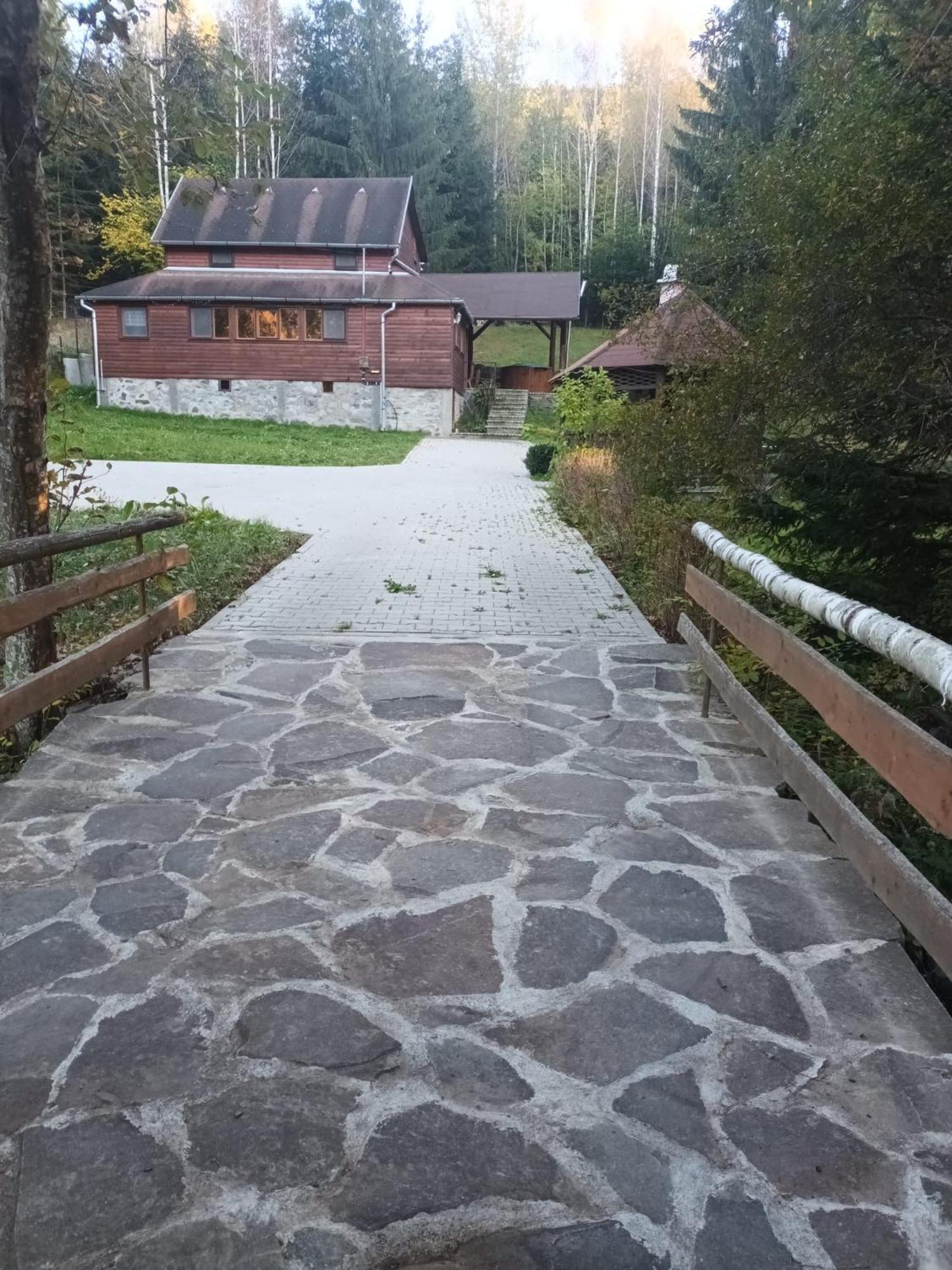 Patakvölgye Vendégház Izvoare  Extérieur photo